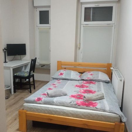 Appartement Nighthost- Trzebnicka 84 à Wrocław Extérieur photo